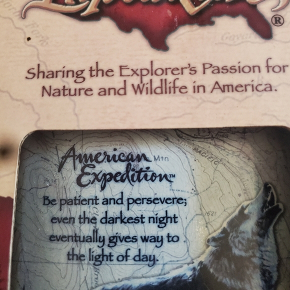 American Expedition wolf Stainless Steel Flask - Picture 2 of 4